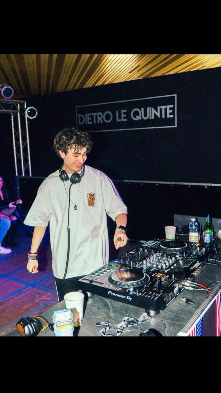 Michael De Leo - Live